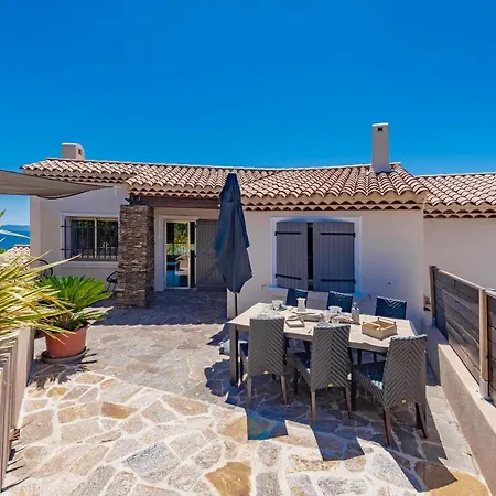Sea View, Vue Mer, Piscine Holiday home Le Lavandou